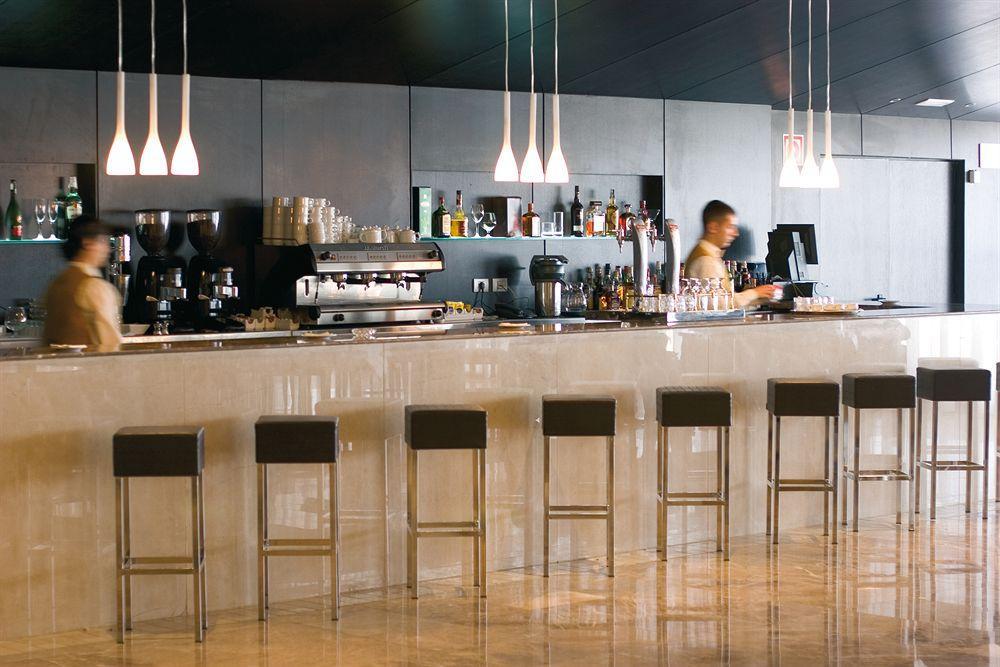 Occidental Aranjuez Hotel Restaurant photo