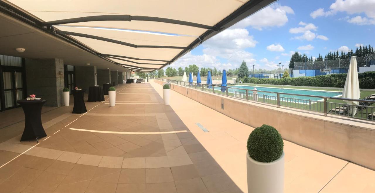 Occidental Aranjuez Hotel Exterior photo